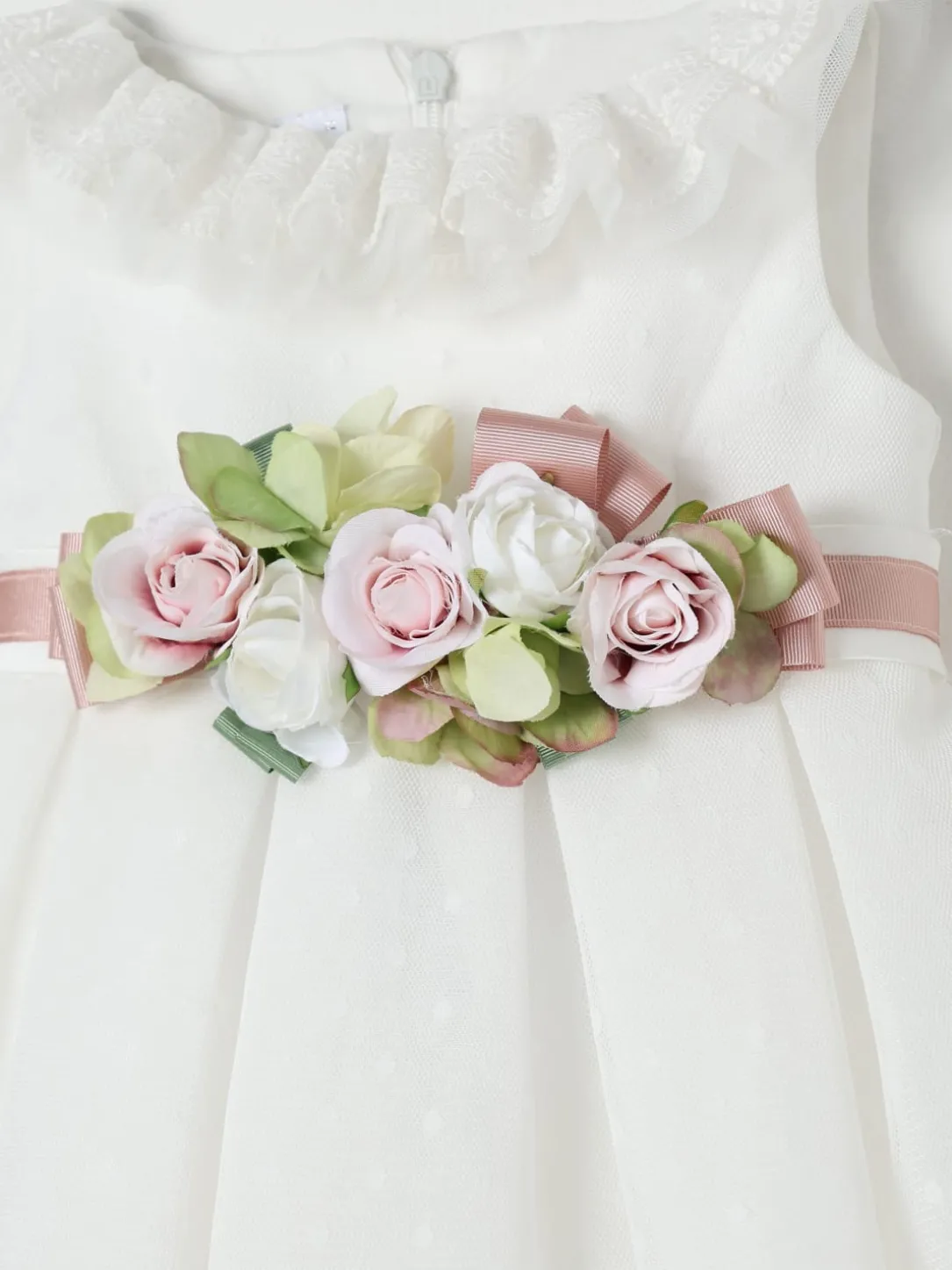 Abito Colori Chiari in tulle con fiori