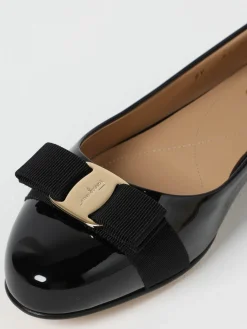 Ballerina Varina Ferragamo in vernice