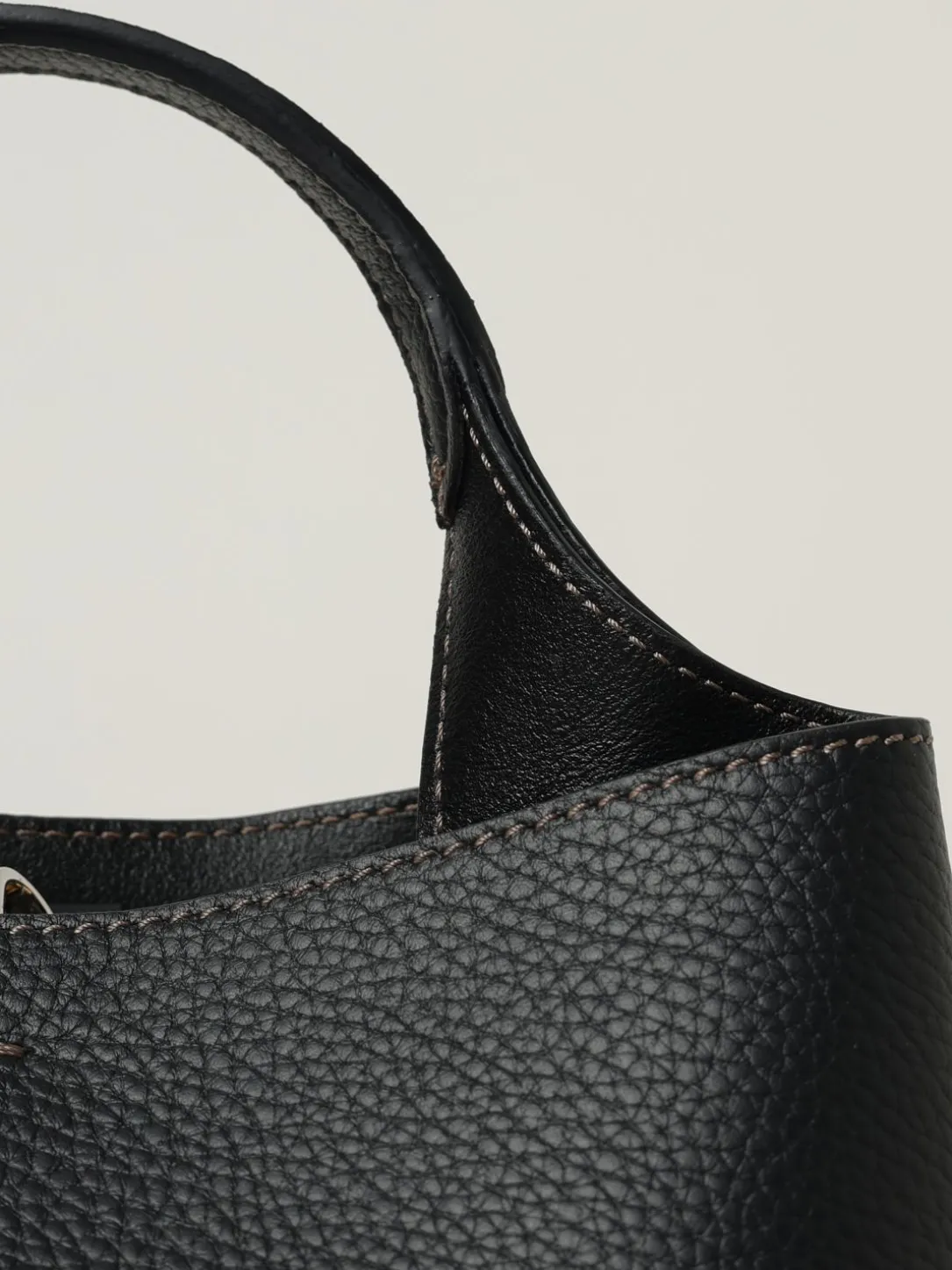 Borsa a mano in pelle di vitello a grana Tod's