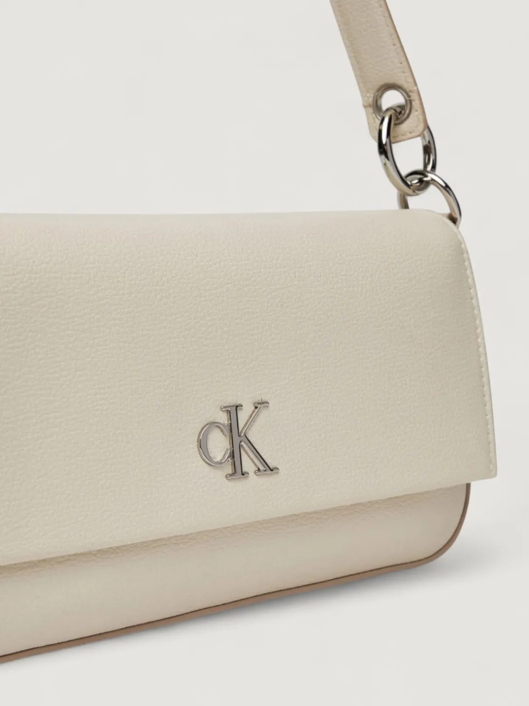 Borsa a spalla in pelle sintetica Calvin Klein