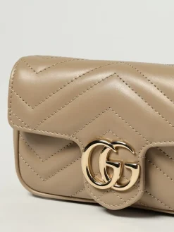 Borsa GG Marmont Gucci in pelle chevron matelassè