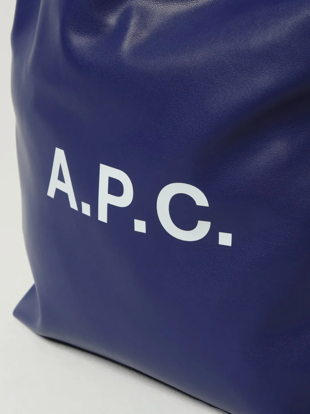 Borsa Ninon Tote A.P.C. in pelle sintetica