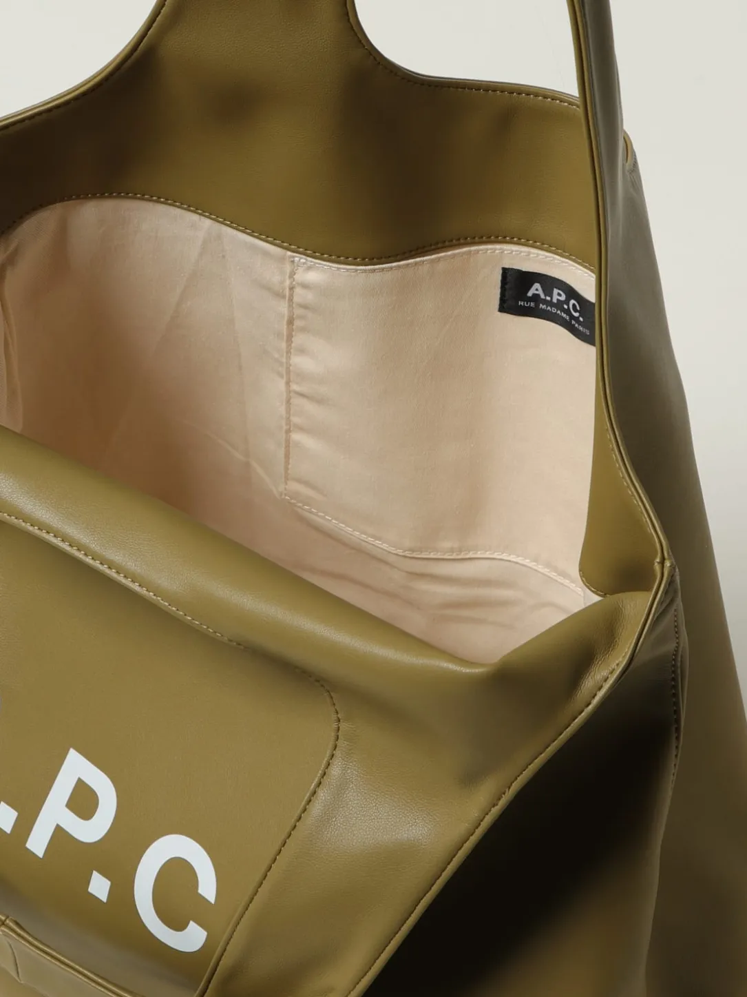 Borsa Ninon Tote A.P.C. in pelle sintetica