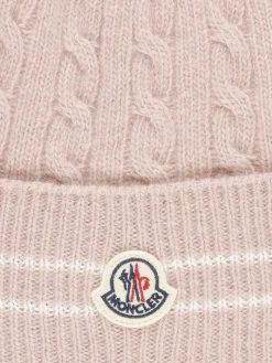 Cappello Moncler in lana vergine con lavorazione intrecciata