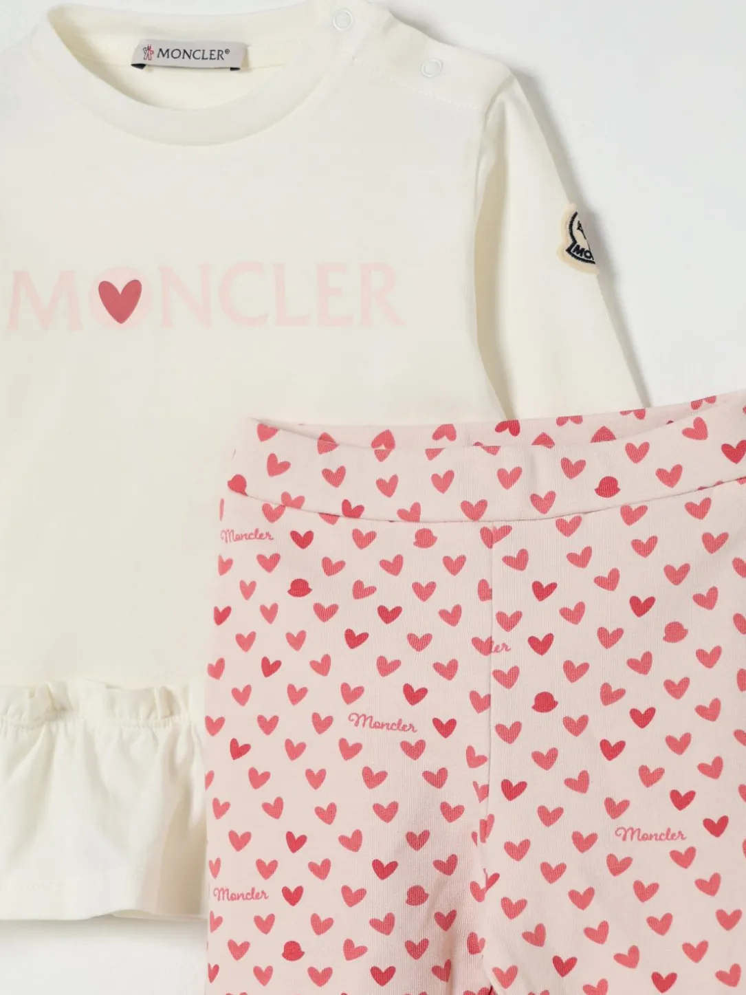 Coordinato in cotone con cuori e logo Moncler