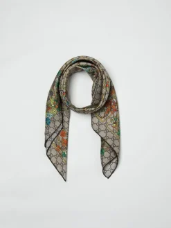 Foulard Gucci in seta con stampa monogram all over