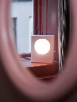 Lampada da tavolo Signal Raawii in ceramica