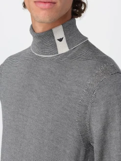 Maglia Emporio Armani in lana vergine