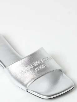 Mules Duty Free Balenciaga in pelle laminata