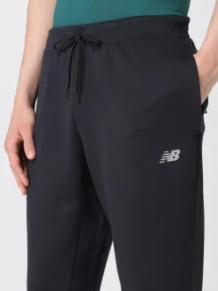 Pantalone sportivo New Balance in tessuto tecnico stretch