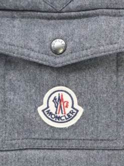 Piumino con cappuccio in lana vergine Moncler