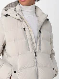 Piumino con cappuccio Woolrich in nylon