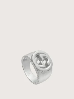 Ring with interlocking g motif in sterling silver