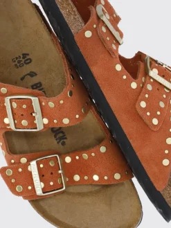Sandalo Arizona Rivet Birkenstock in camoscio con borchie