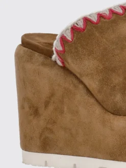 Sandalo con zeppa Mou in camoscio con cuciture all'uncinetto