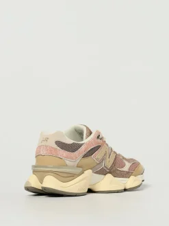 Sneakers 9060 New Balance in camoscio e mesh