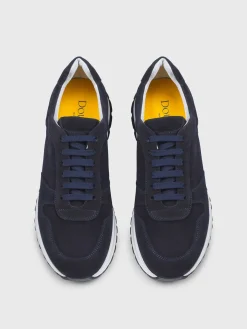 Sneakers Doucal's in camoscio traforato