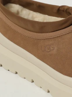 Sneakers Tasman Weather Hybrid UGG in camoscio