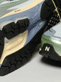 Sneakers U1906 New Balance in mesh e gomma