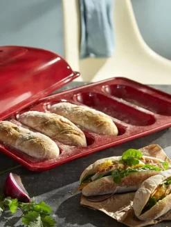 Stampo per mini baguette Emile Henry in ceramica senza piombo