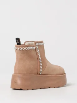 Stivaletto Stuart Weitzman in camoscio con perle applicate