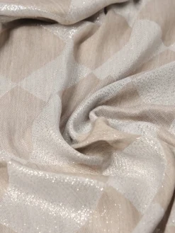 Stola Emporio Armani in misto cotone e lamè con rombi jacquard