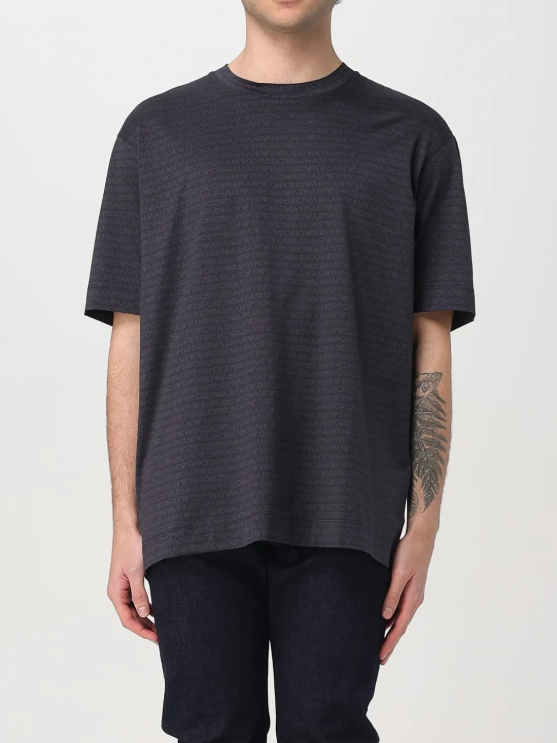 T-shirt oversize Emporio Armani in cotone logato