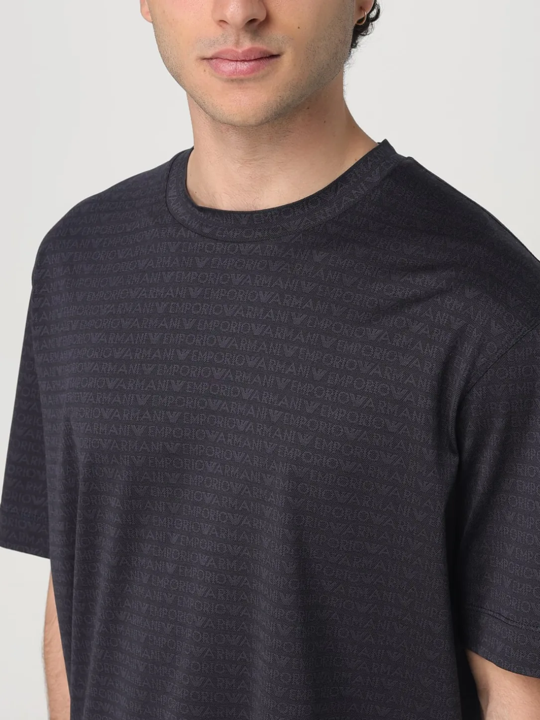 T-shirt oversize Emporio Armani in cotone logato